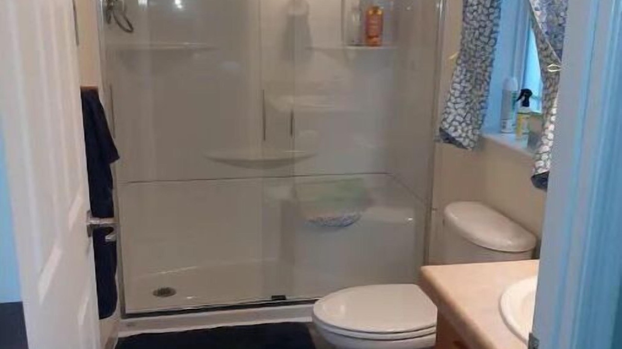 Photo of Bathroom in Prineville