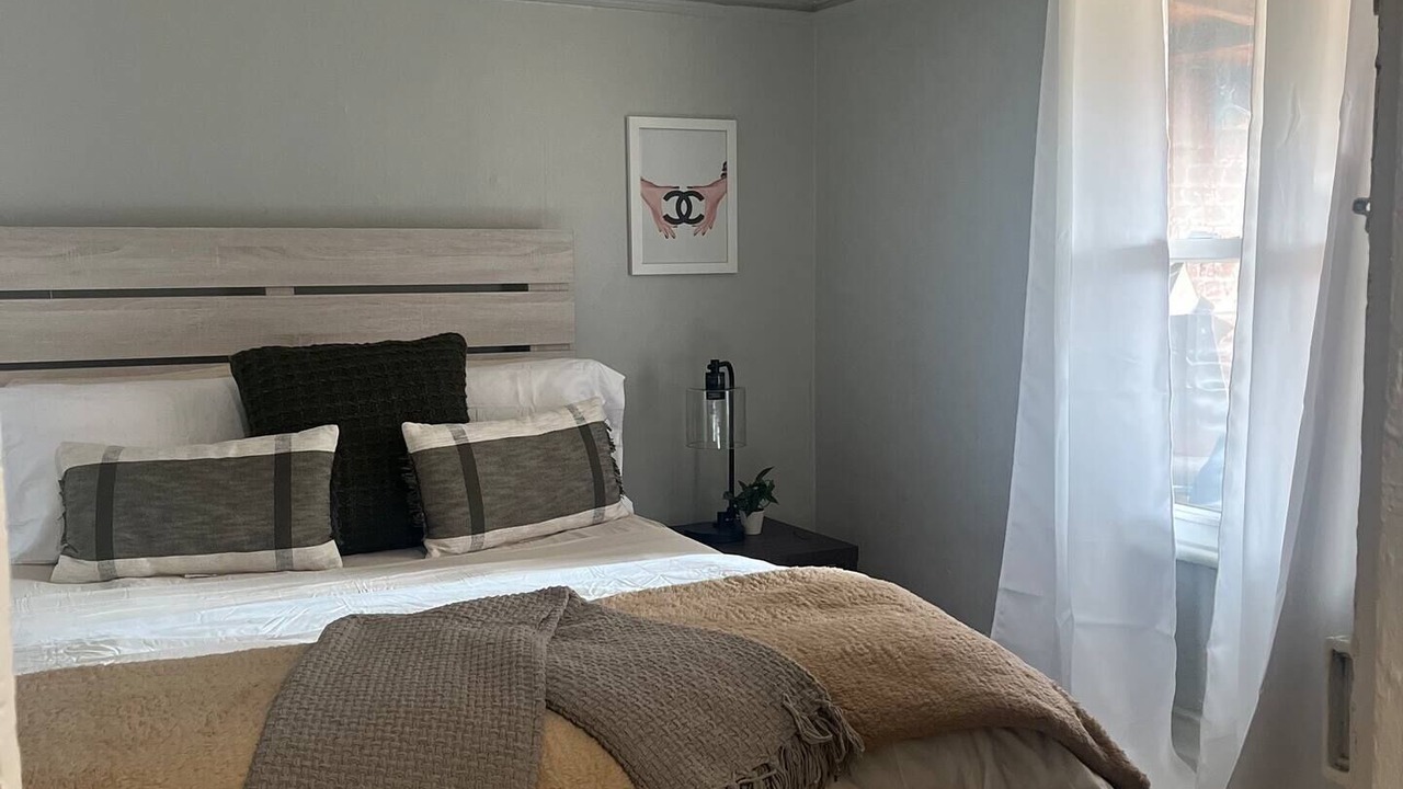 Photo of Bedroom in Albany
