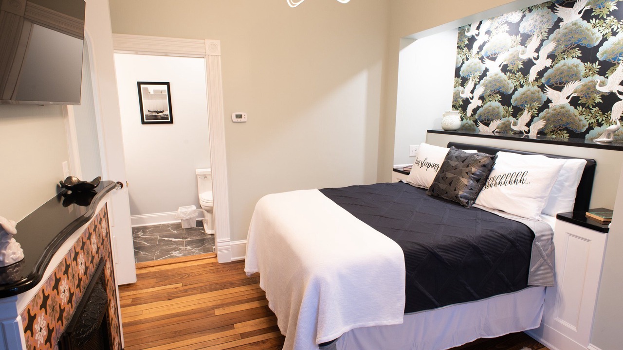 Photo of Bedroom in Lewisburg