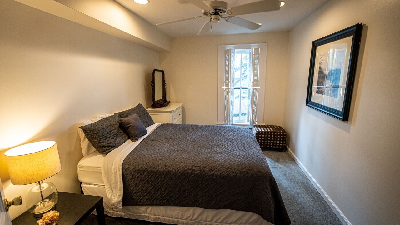 Photo of Bedroom in Lewisburg