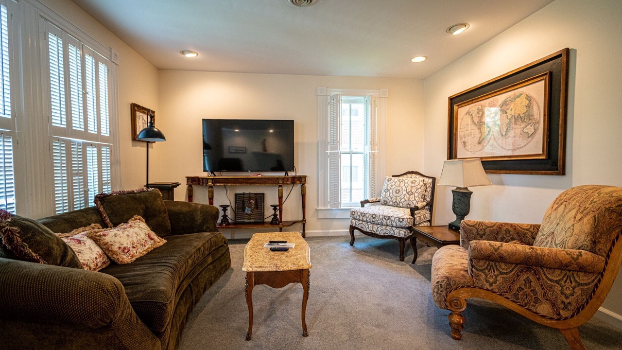 Photo of Livingroom in Lewisburg