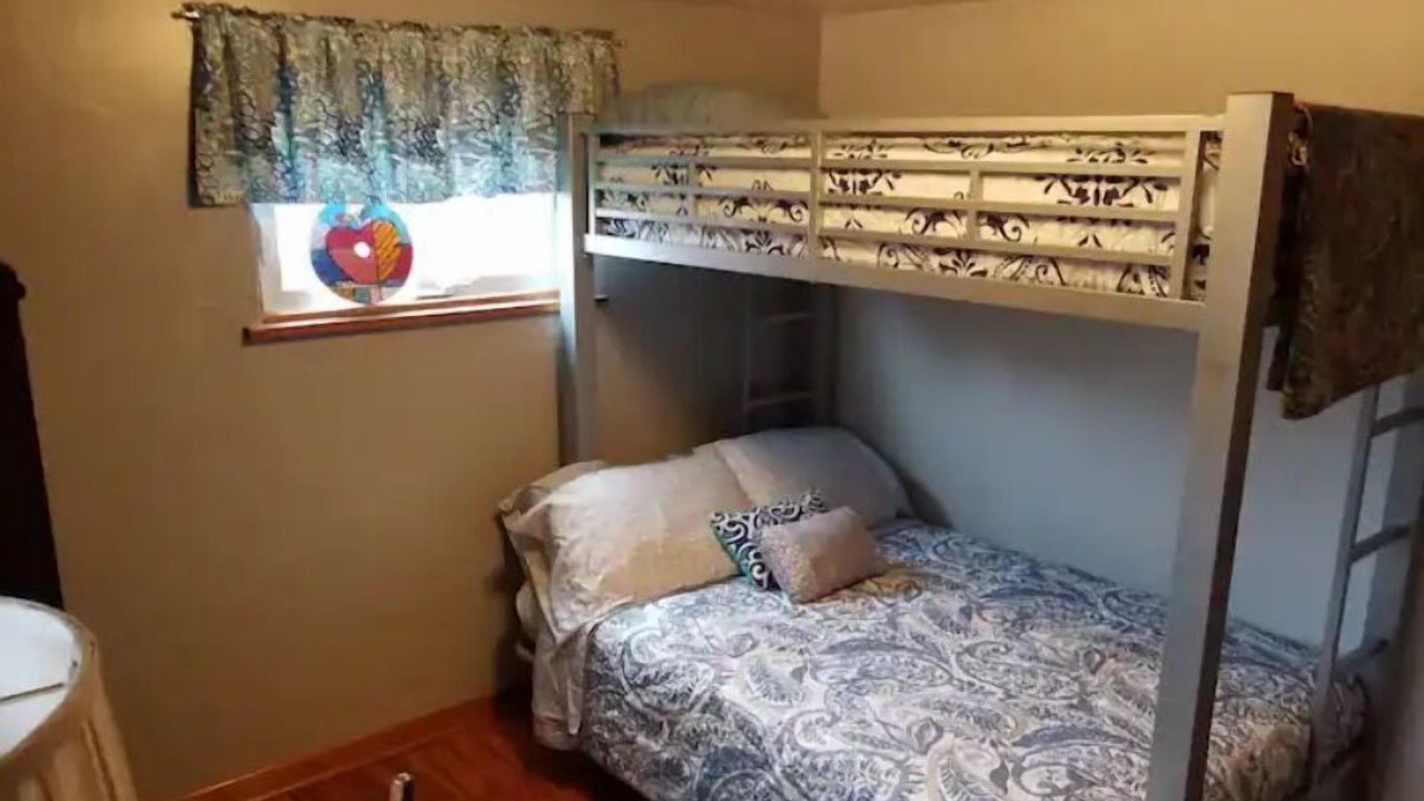 Photo of Bedroom in Saxonburg