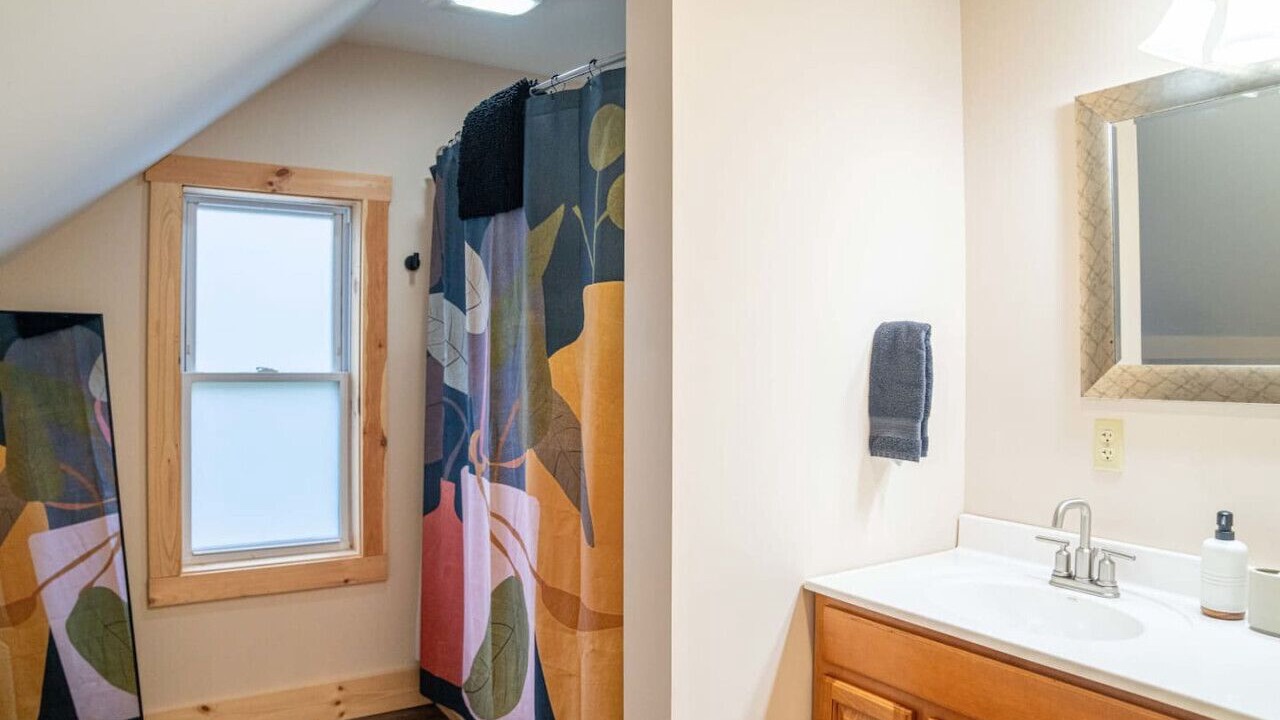 Photo of Bathroom in East Burke