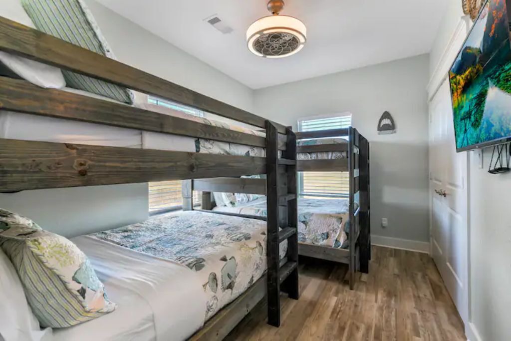 Photo of Bedroom in Indian Beach