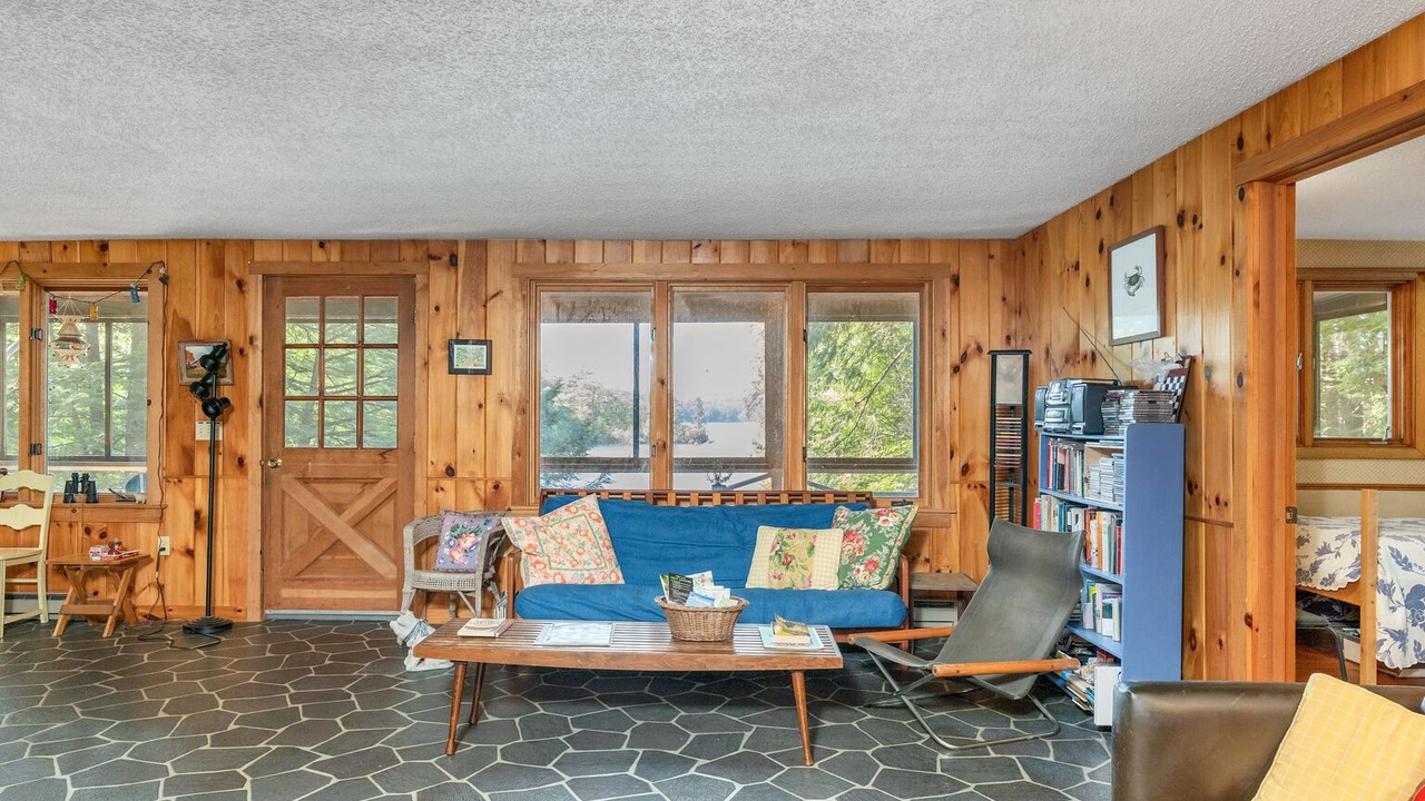Photo of Livingroom in Center Harbor