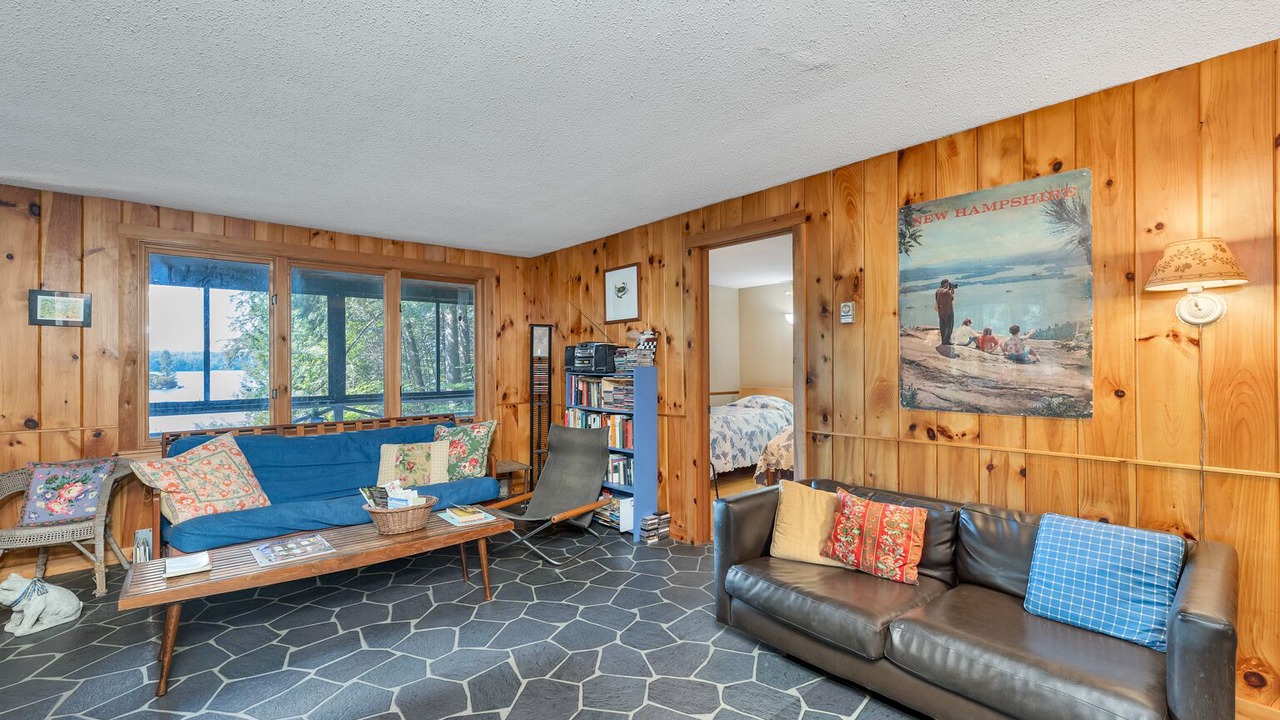 Photo of Livingroom in Center Harbor