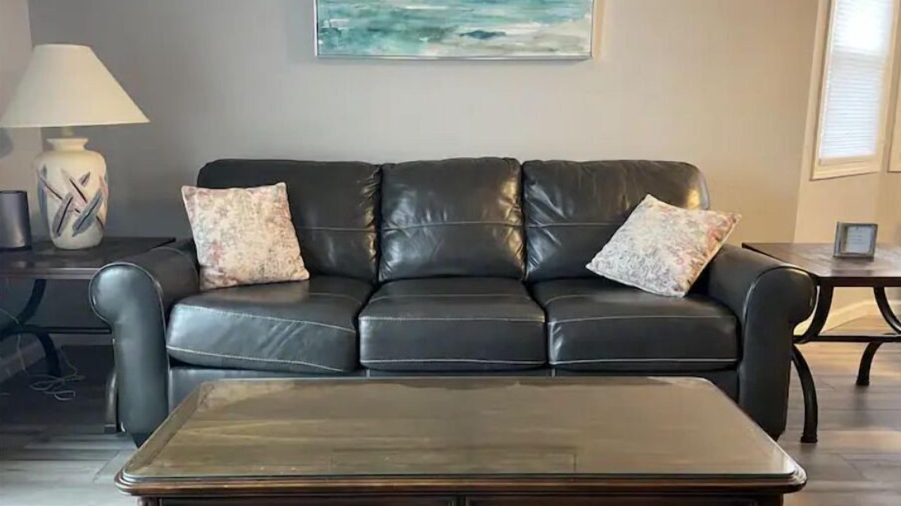 Photo of Livingroom in Farmington
