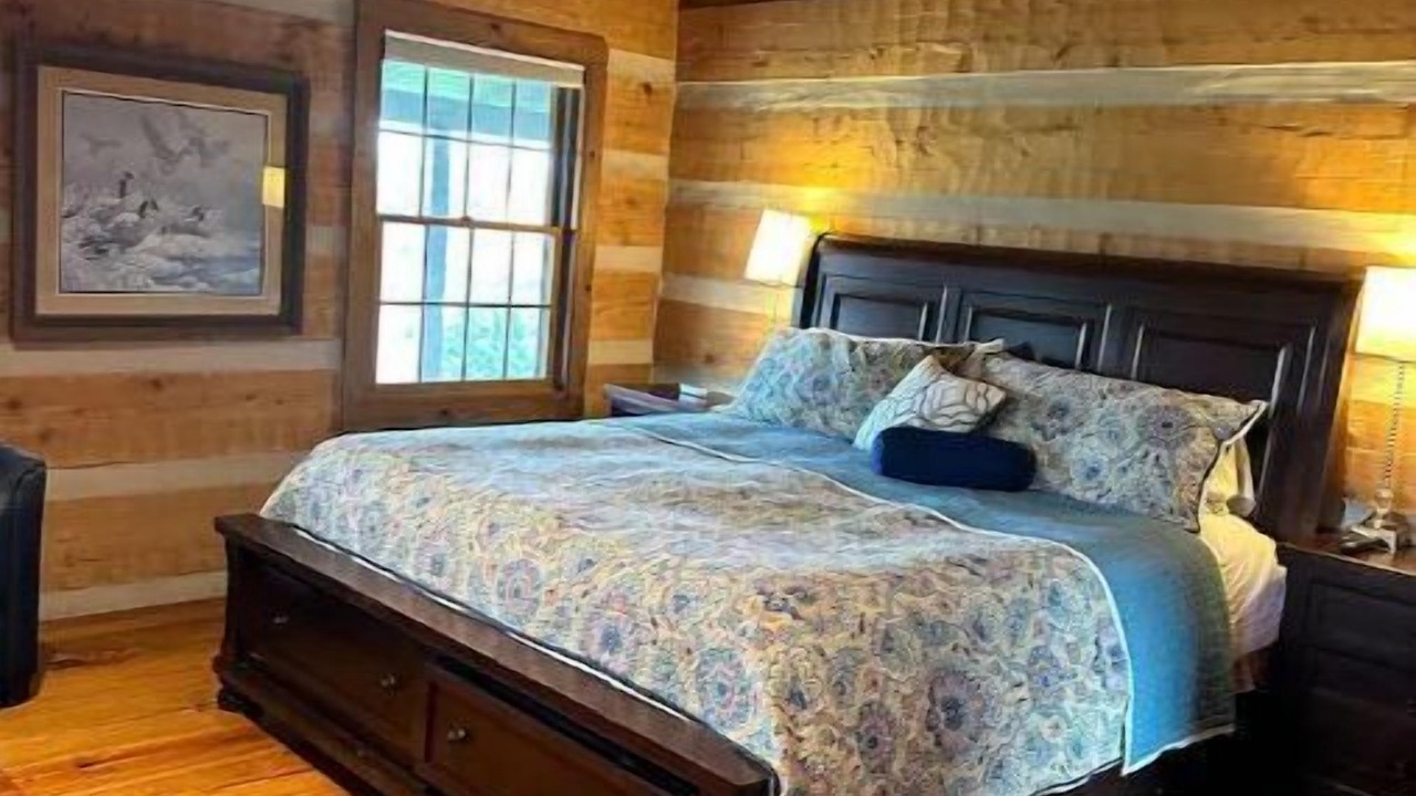 Photo of Bedroom in Independence