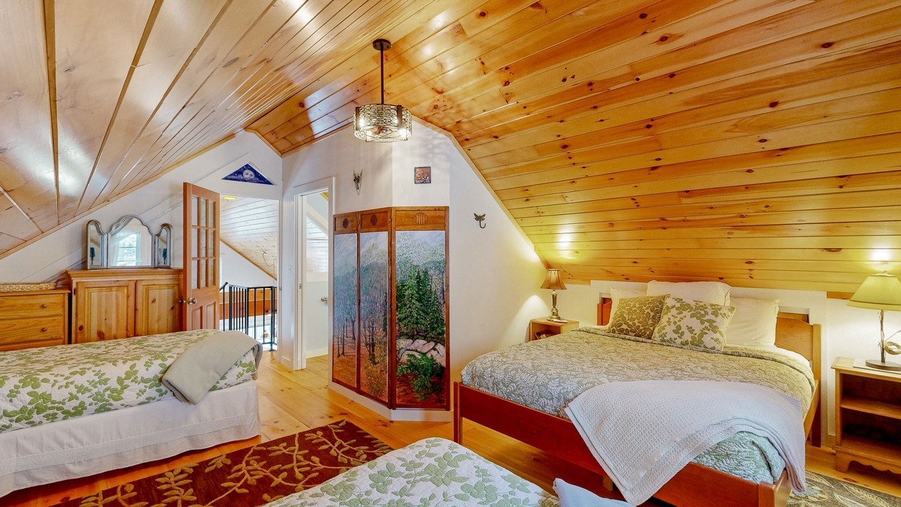Photo of Bedroom in Warren