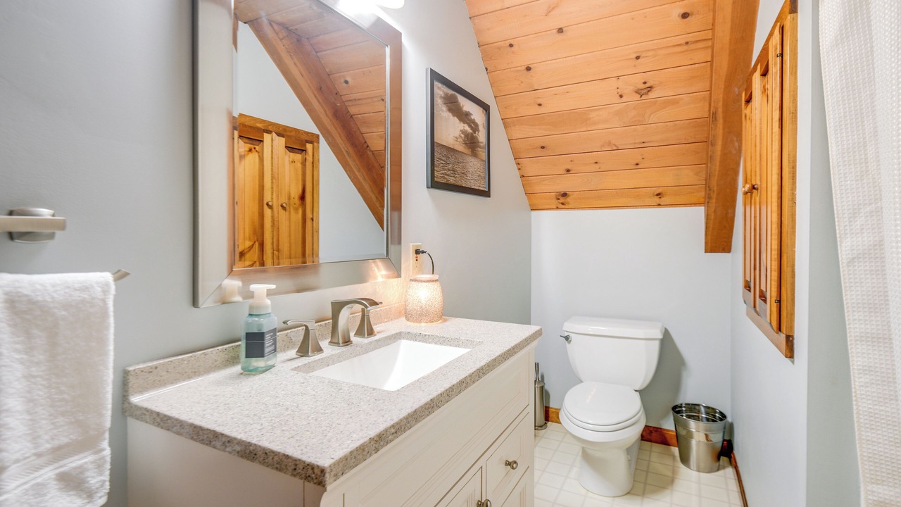 Photo of Bathroom in Milton