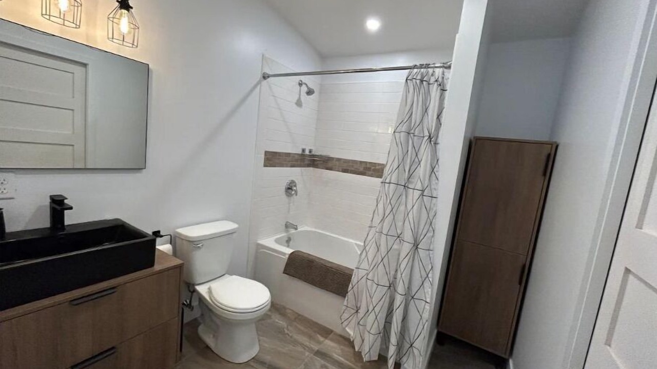 Photo of Bathroom in Jay