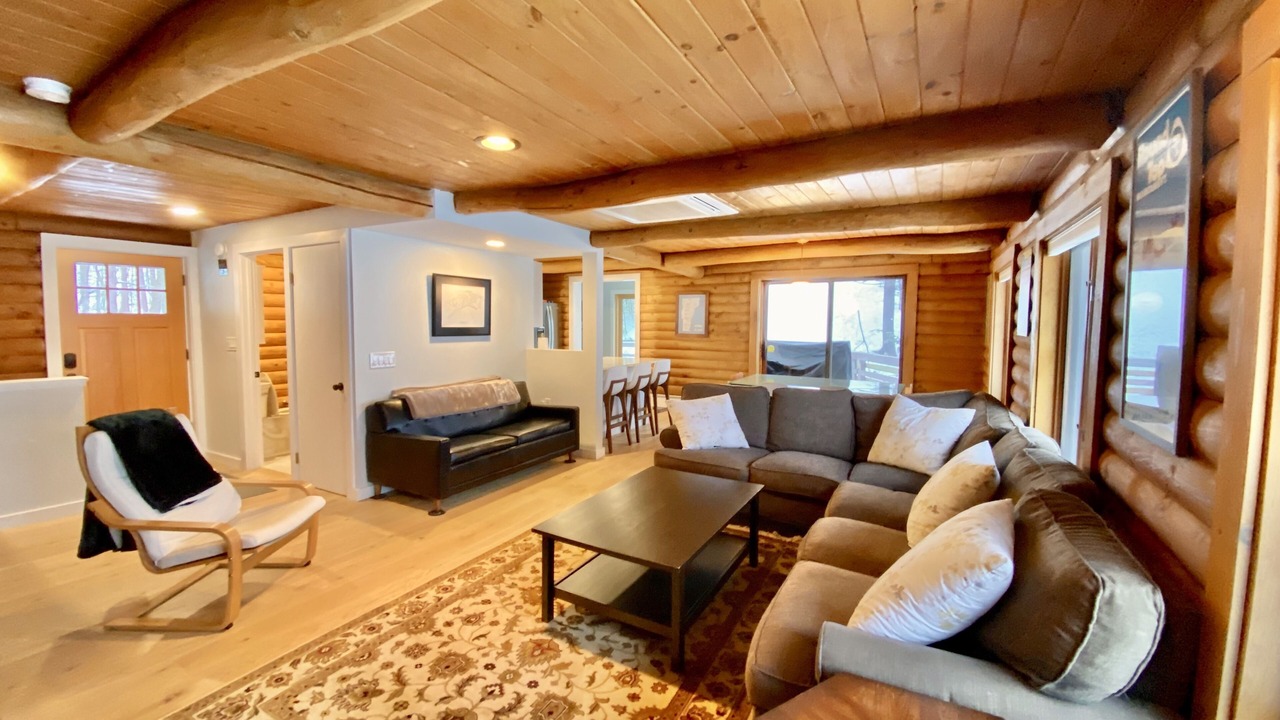 Photo of Livingroom in Plymouth