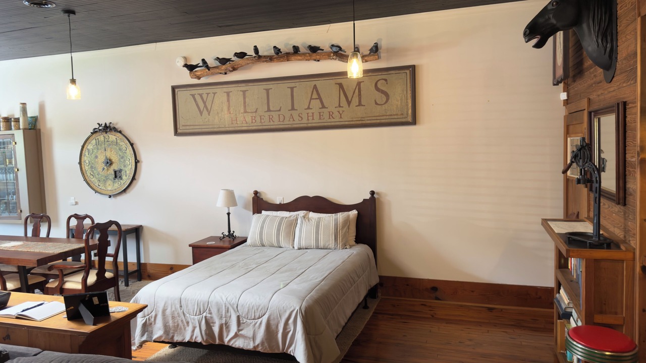 Photo of Bedroom in Goshen