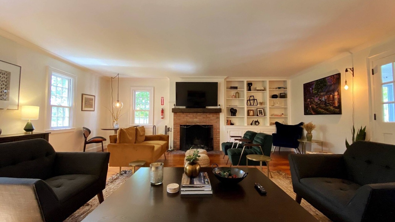 Photo of Livingroom in Lagrangeville
