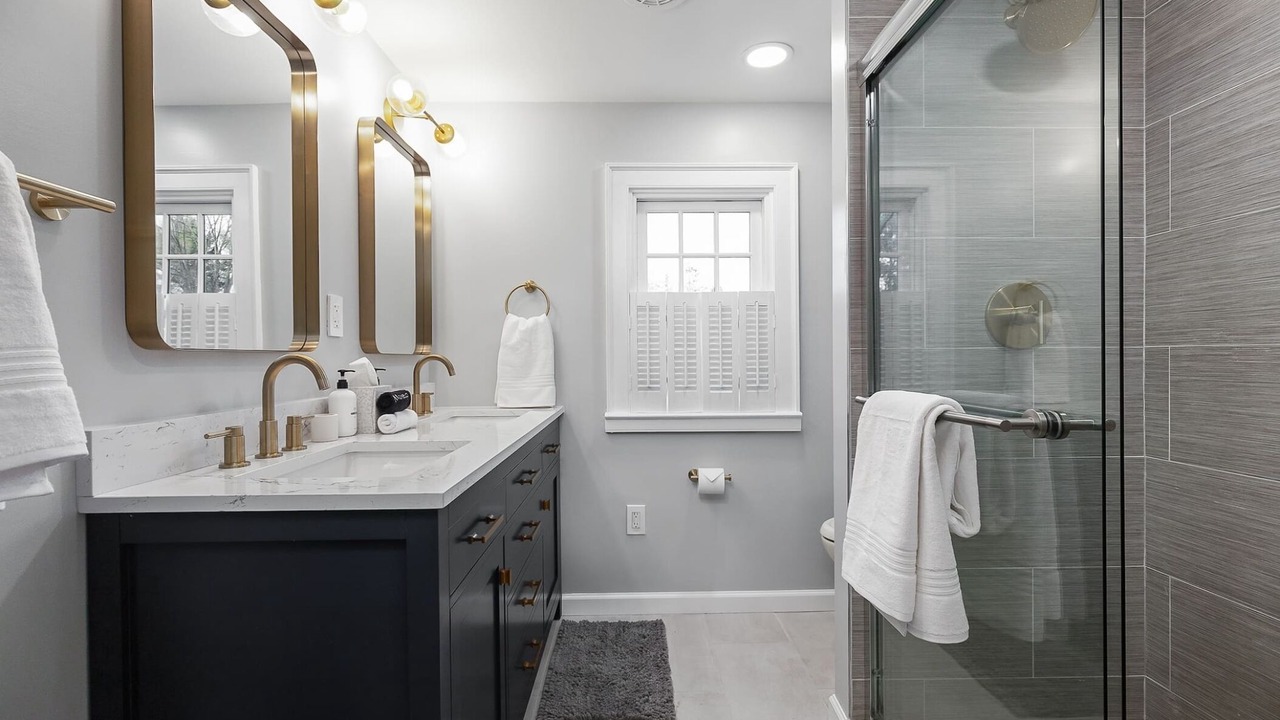 Photo of Bathroom in Lagrangeville