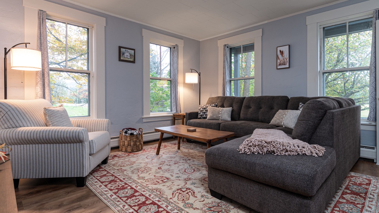 Photo of Livingroom in Chester Depot