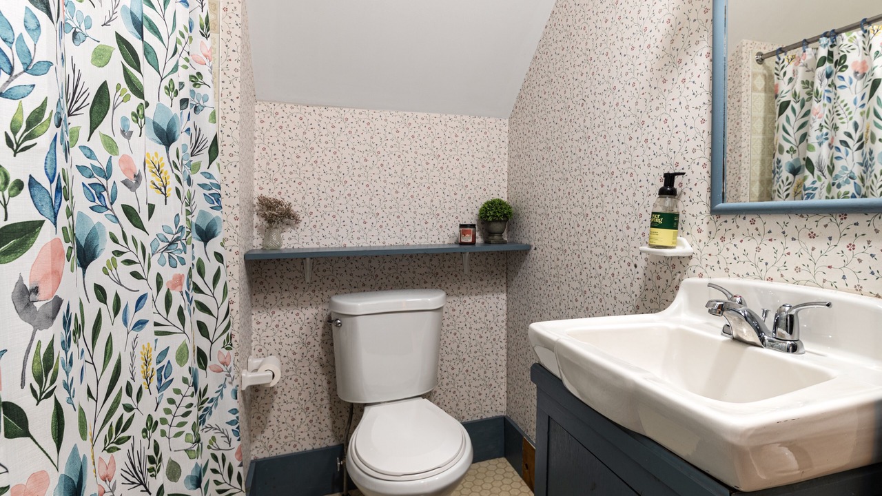 Photo of Bathroom in Chester Depot