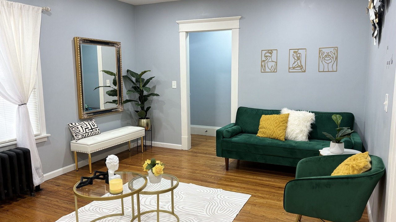 Photo of Livingroom in East Longmeadow