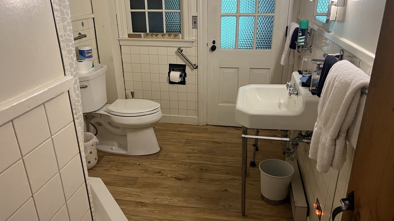 Photo of Bathroom in Alton