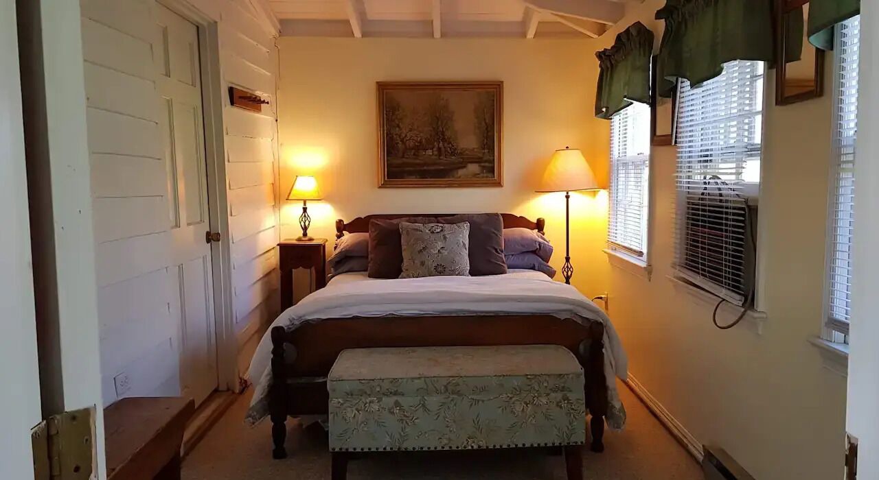 Photo of Bedroom in Sperryville
