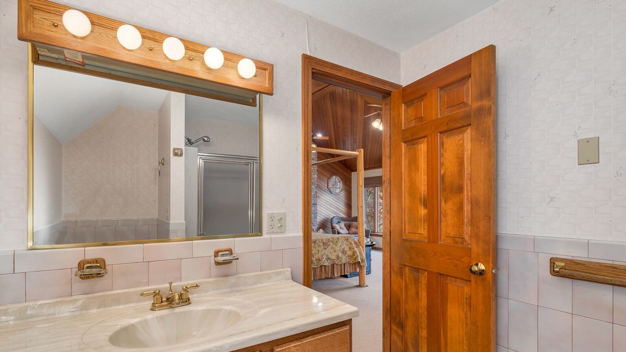 Photo of Bathroom in Moultonborough