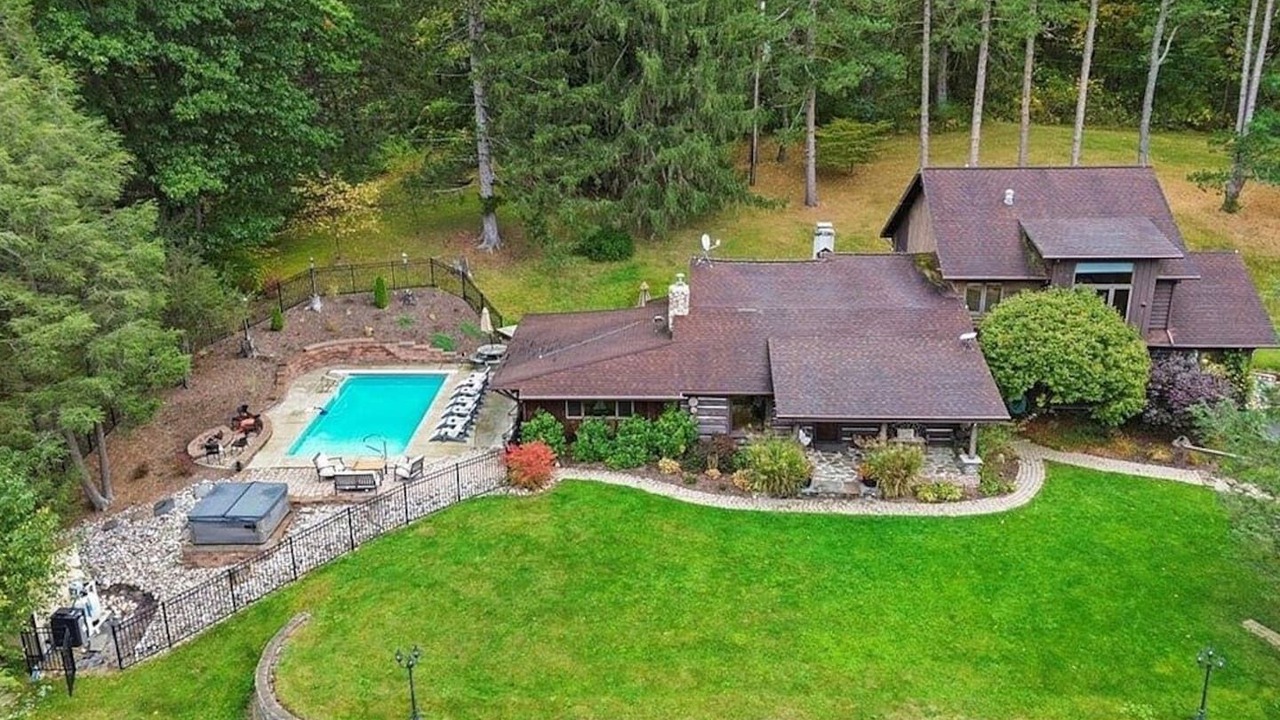 Photo of Outdoor in Springwater