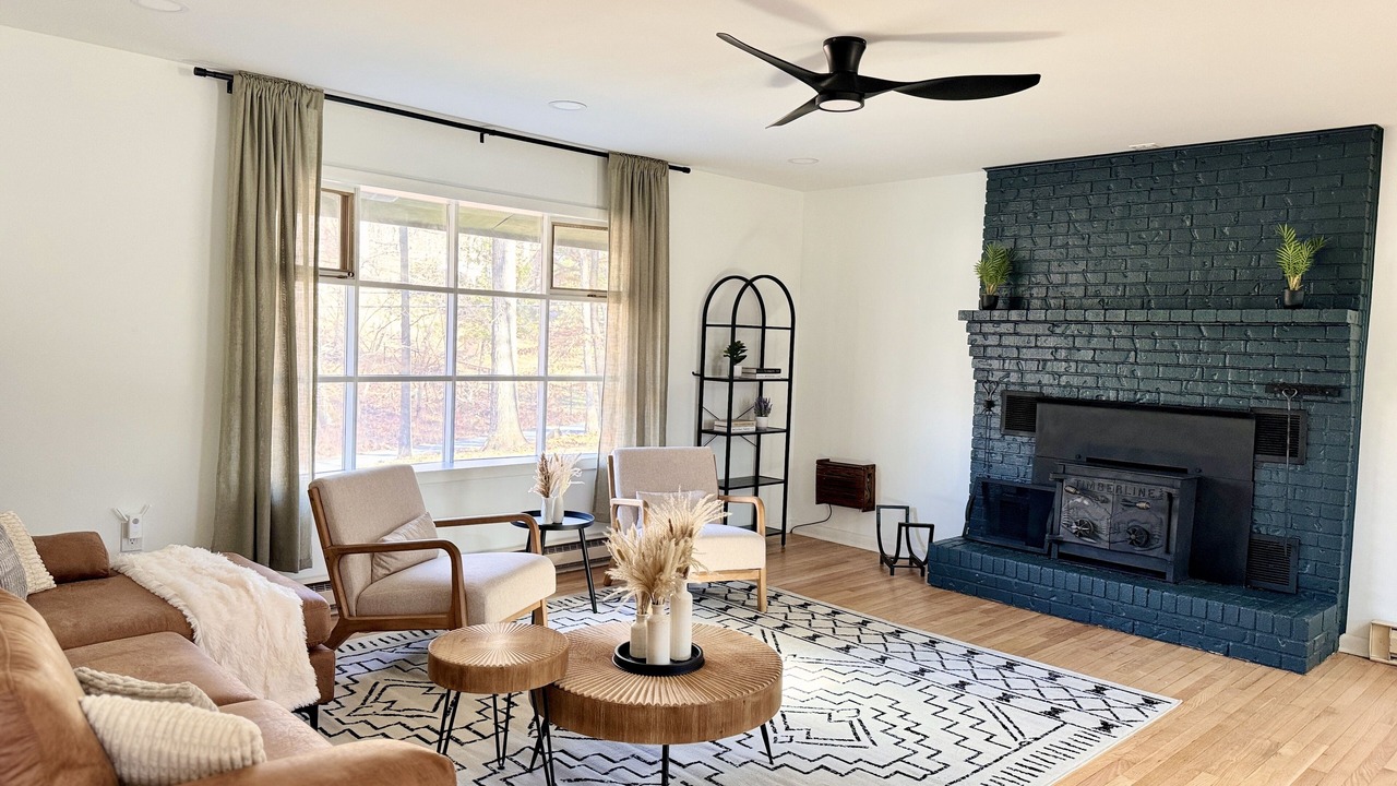 Photo of Livingroom in Millville