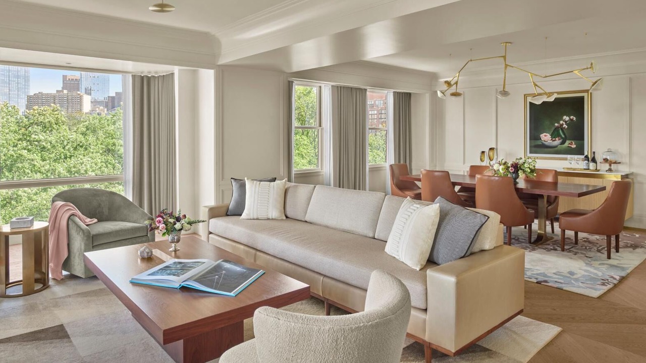 Photo of Livingroom in Back Bay East