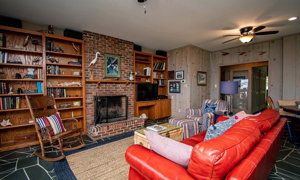Photo of Livingroom in Swansboro