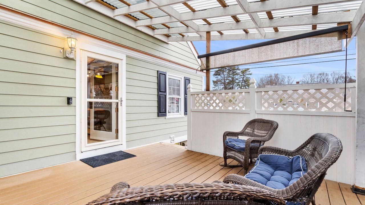 Photo of Patio Balcony in Nashua