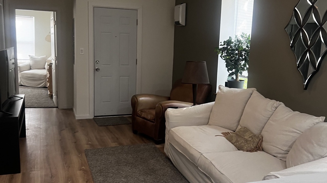 Photo of Livingroom in Albany