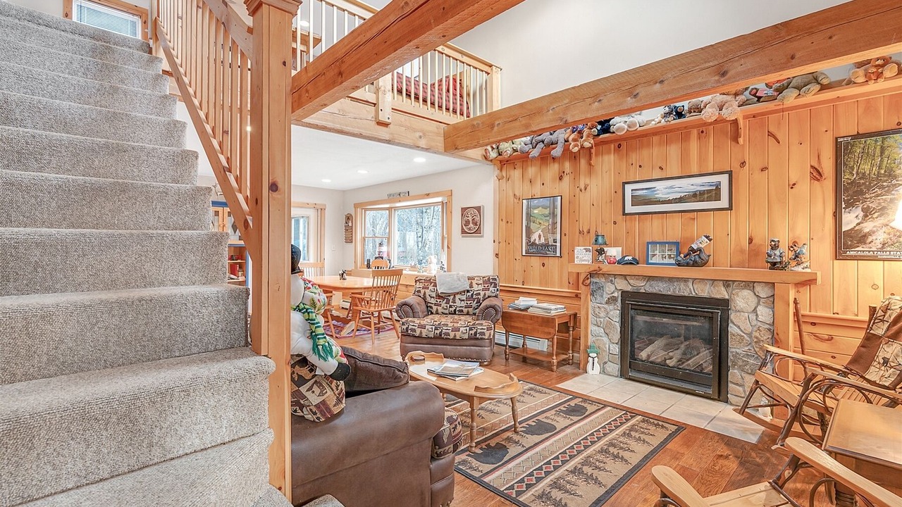 Photo of Livingroom in Sunday River Area