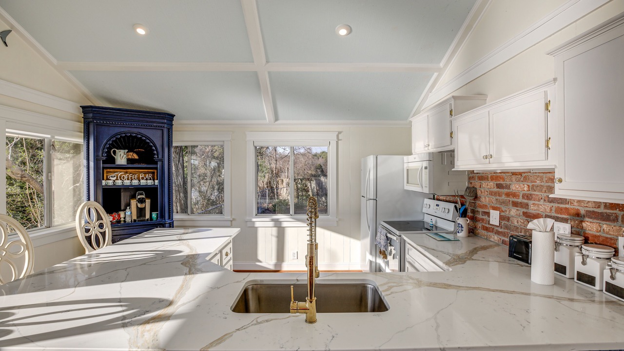 Photo of Kitchen in Rock Point