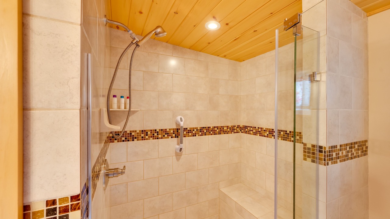 Photo of Bathroom in Stark