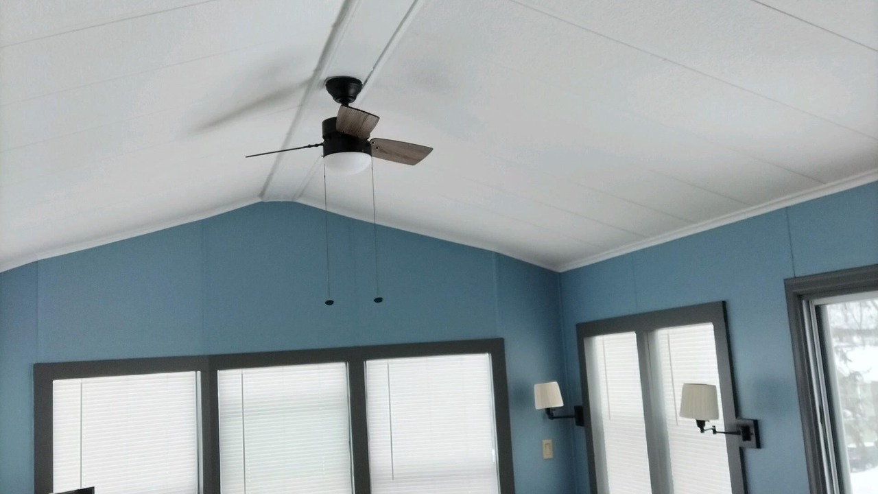 Photo of Livingroom in Perry