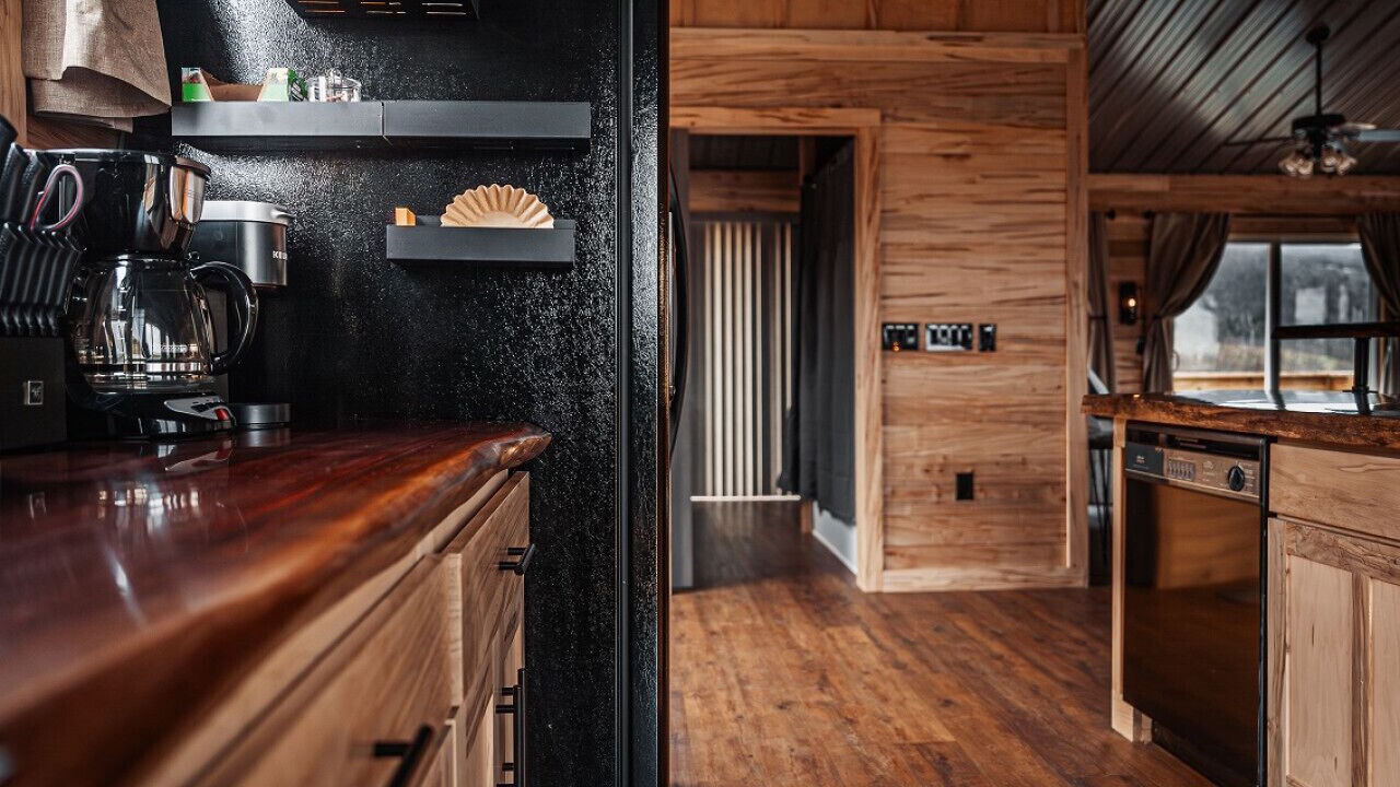 Photo of Bathroom in Mouth of Wilson