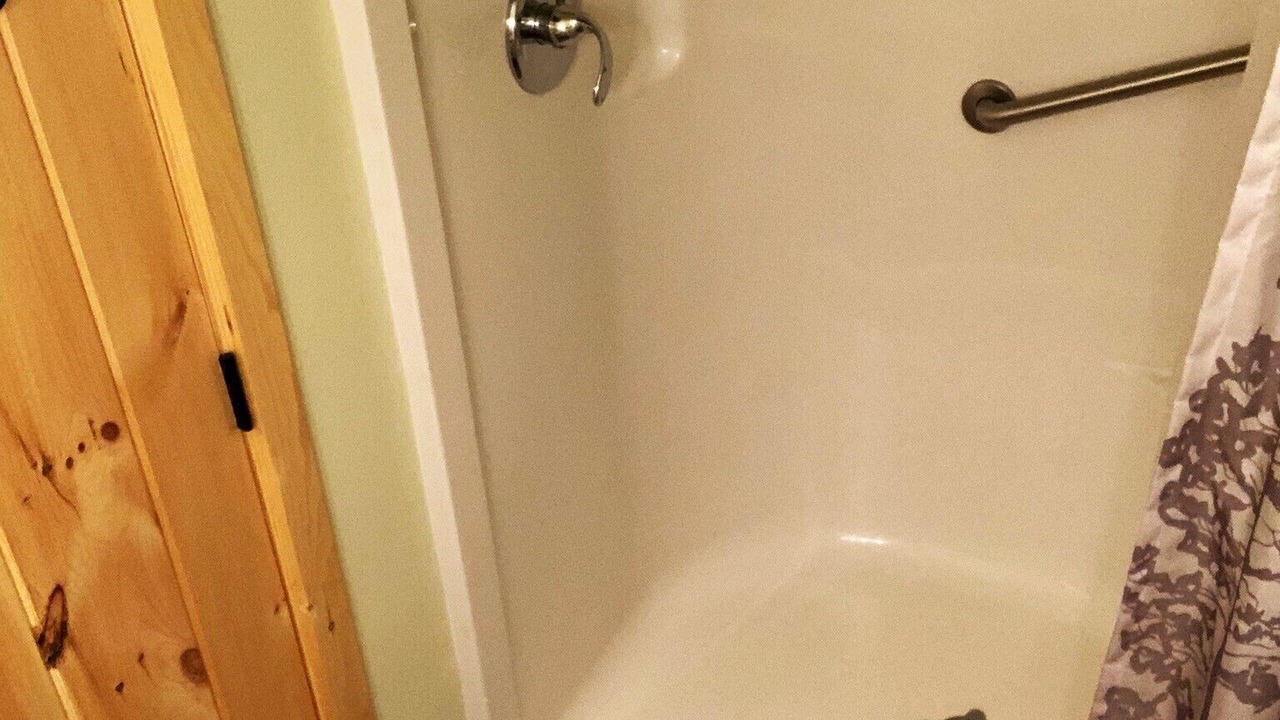 Photo of Bathroom in Rock Stream