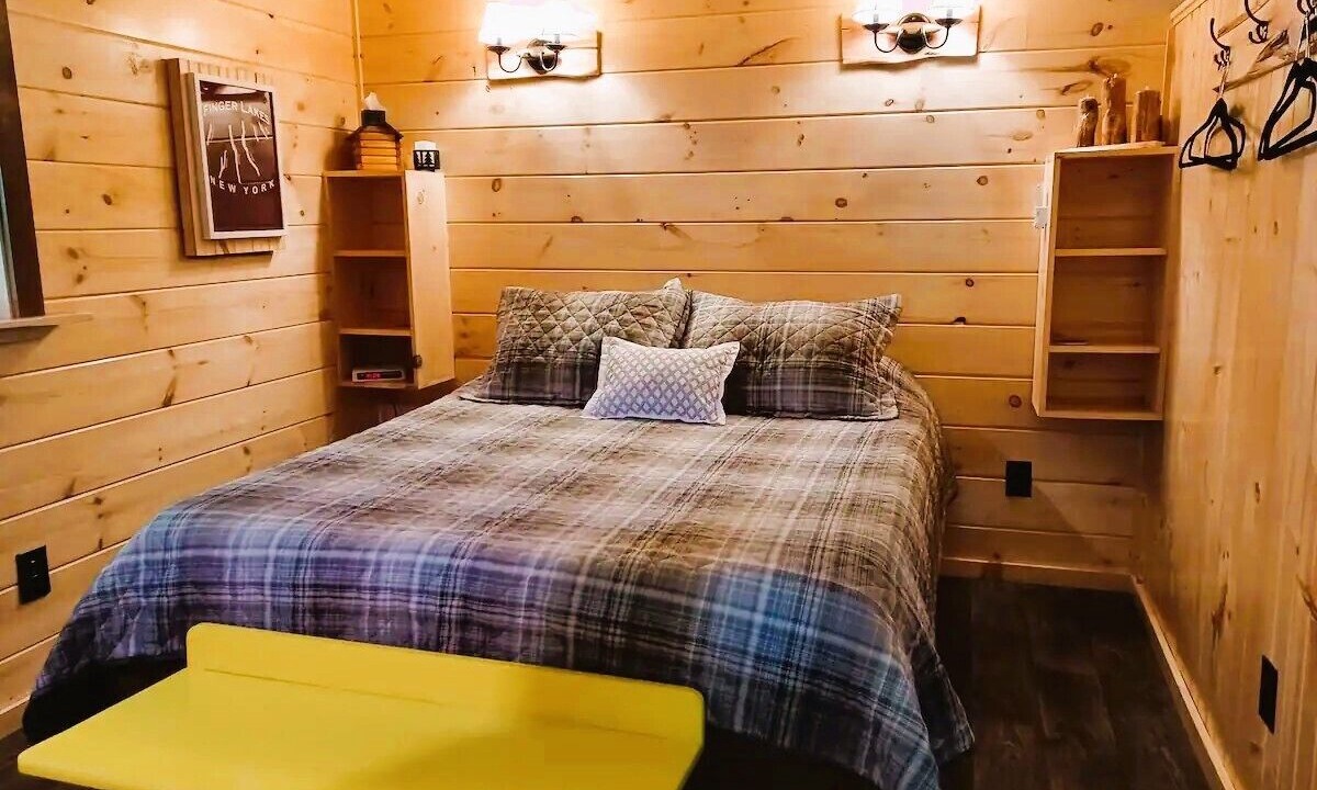 Photo of Bedroom in Rock Stream