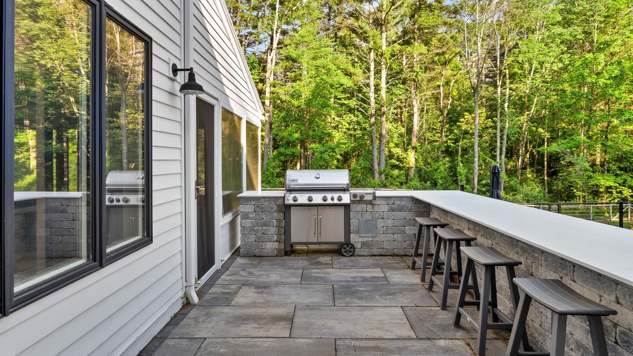Photo of Outdoor in Alford