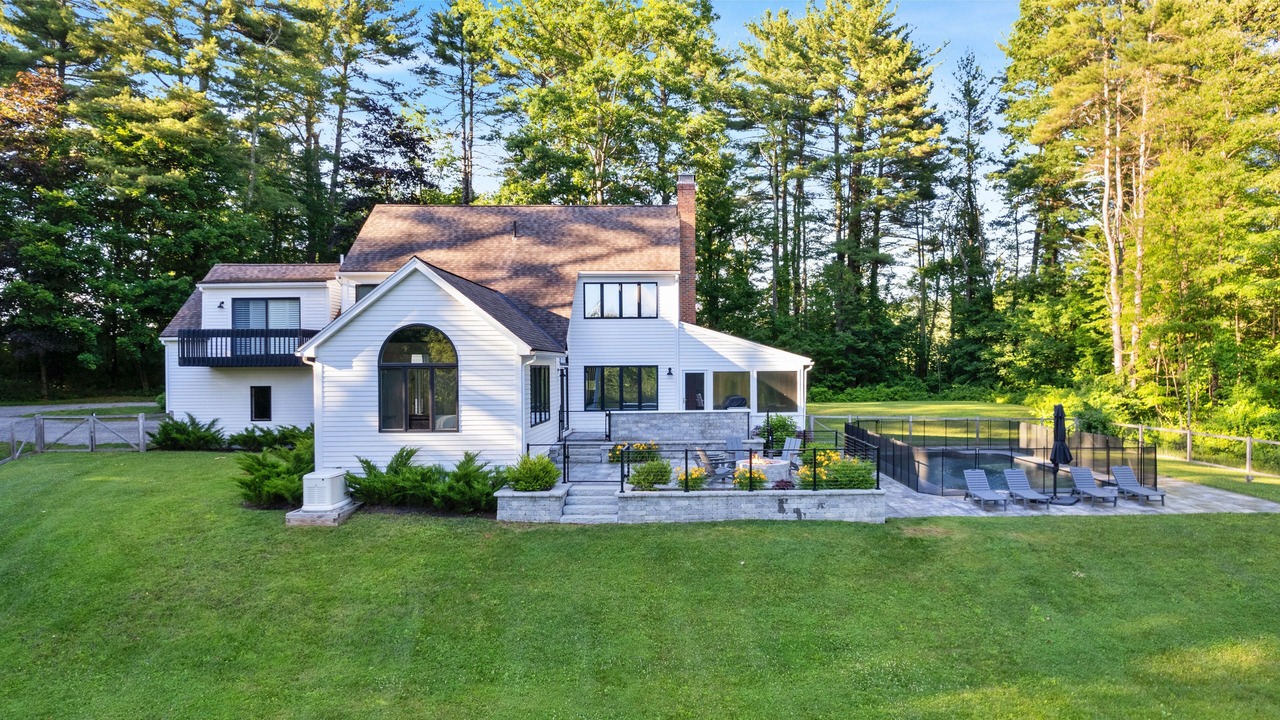 Photo of Outdoor in Alford