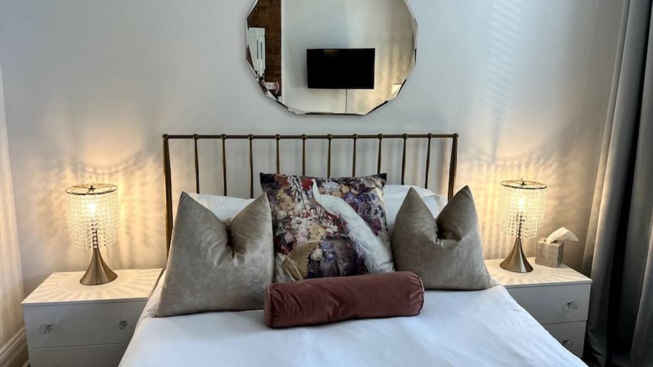 Photo of Bedroom in Mount Auburn