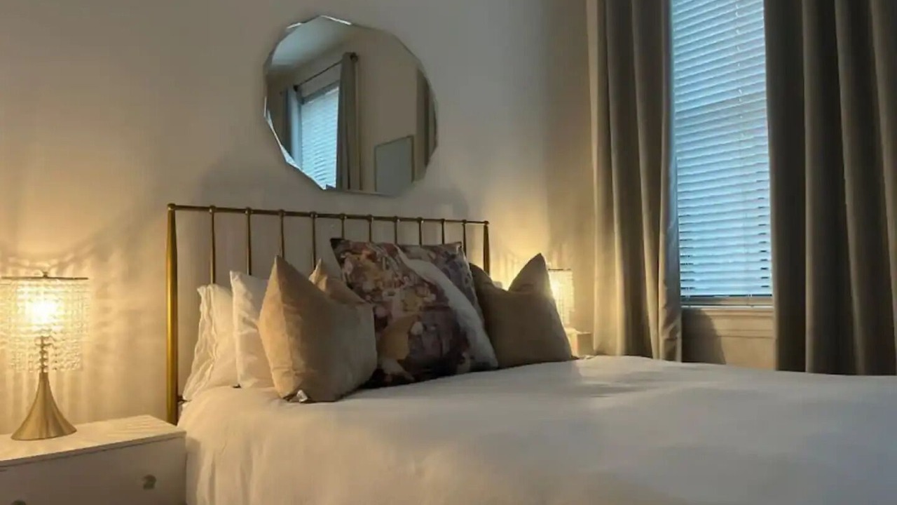 Photo of Bedroom in Mount Auburn