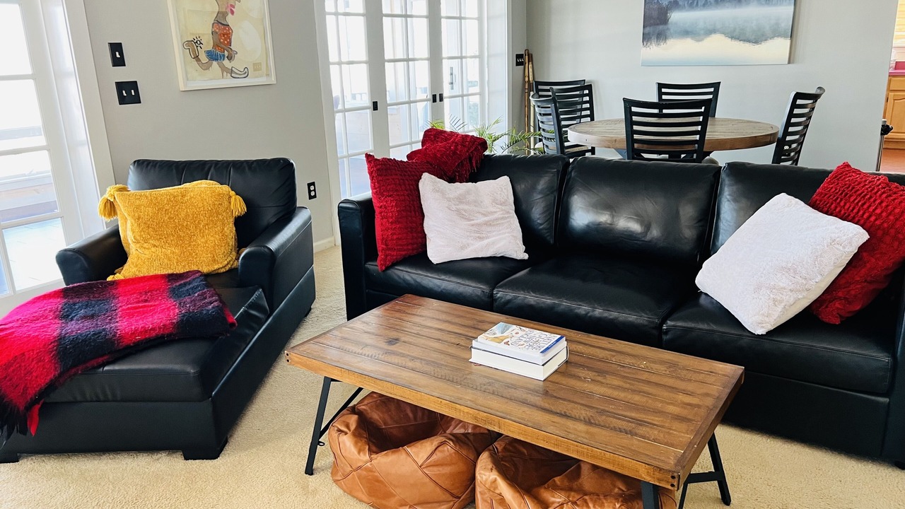 Photo of Livingroom in Newport