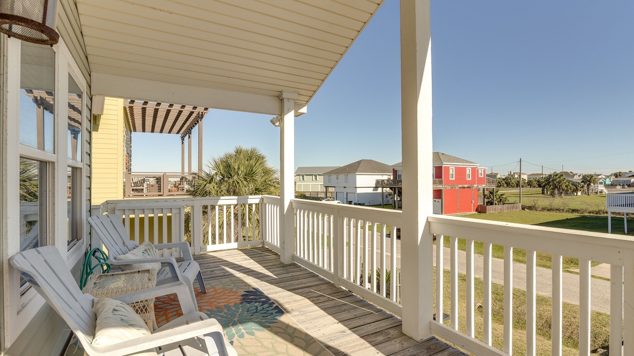 Photo of Patio Balcony in Pirates Beach