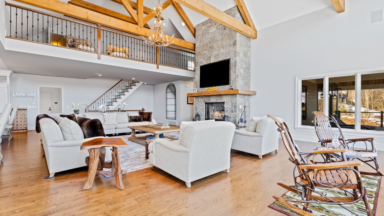 Photo of Livingroom in Bolton Landing