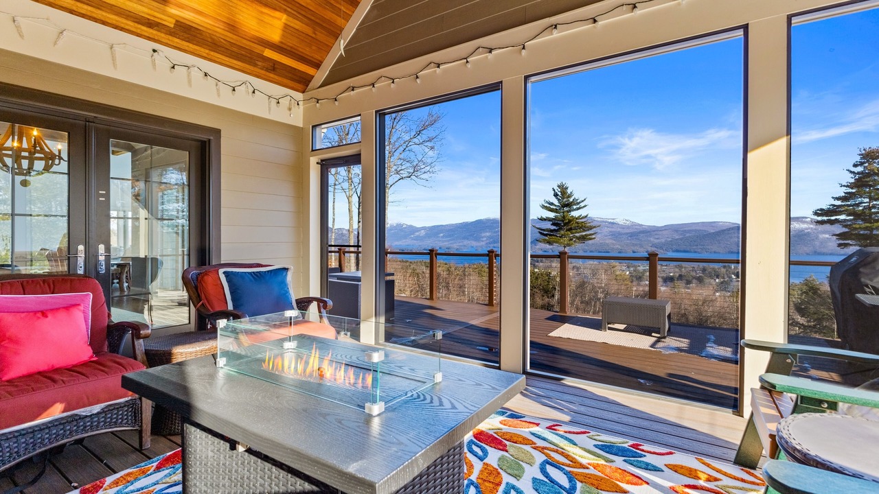 Photo of Patio Balcony in Bolton Landing