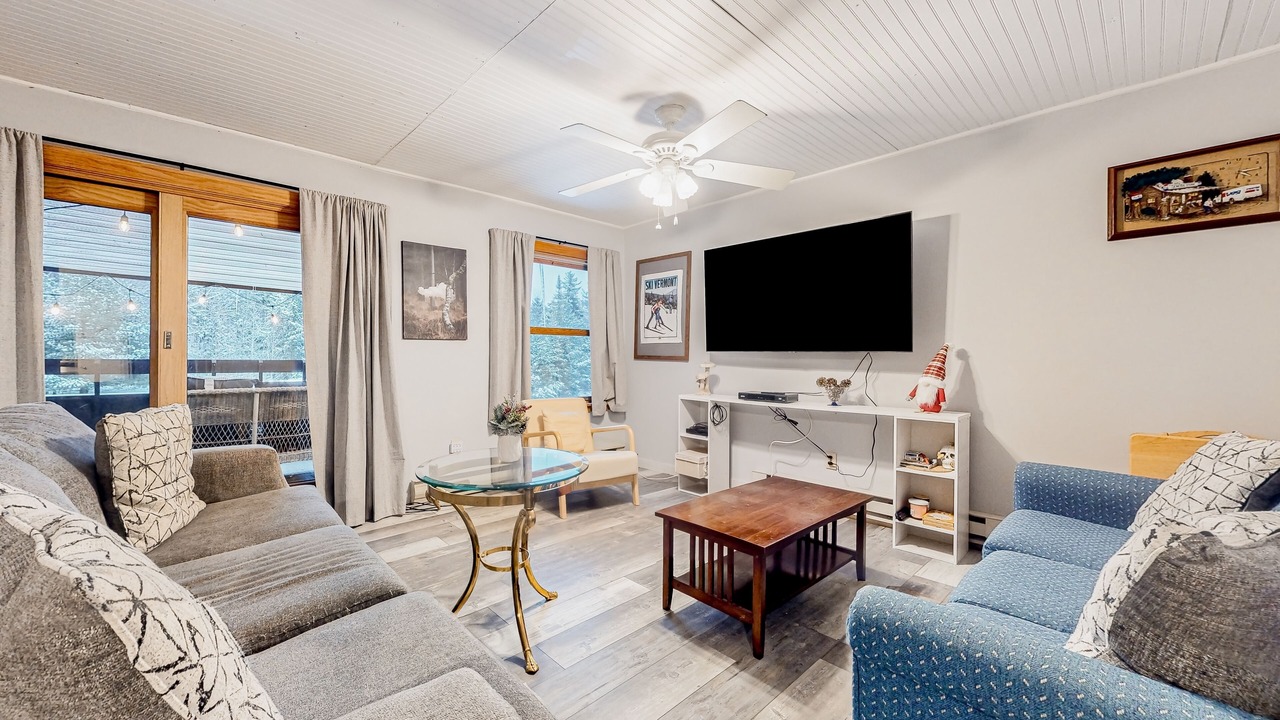 Photo of Livingroom in Mendon