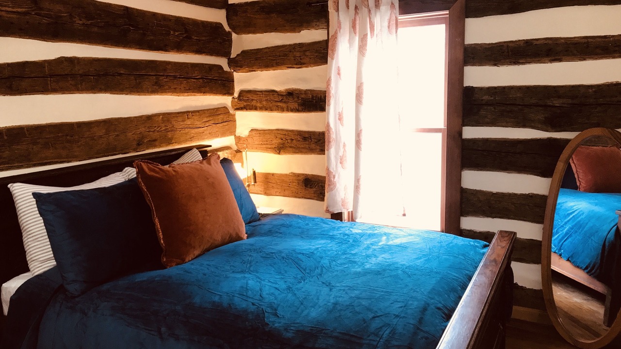 Photo of Bedroom in Rocky Ridge