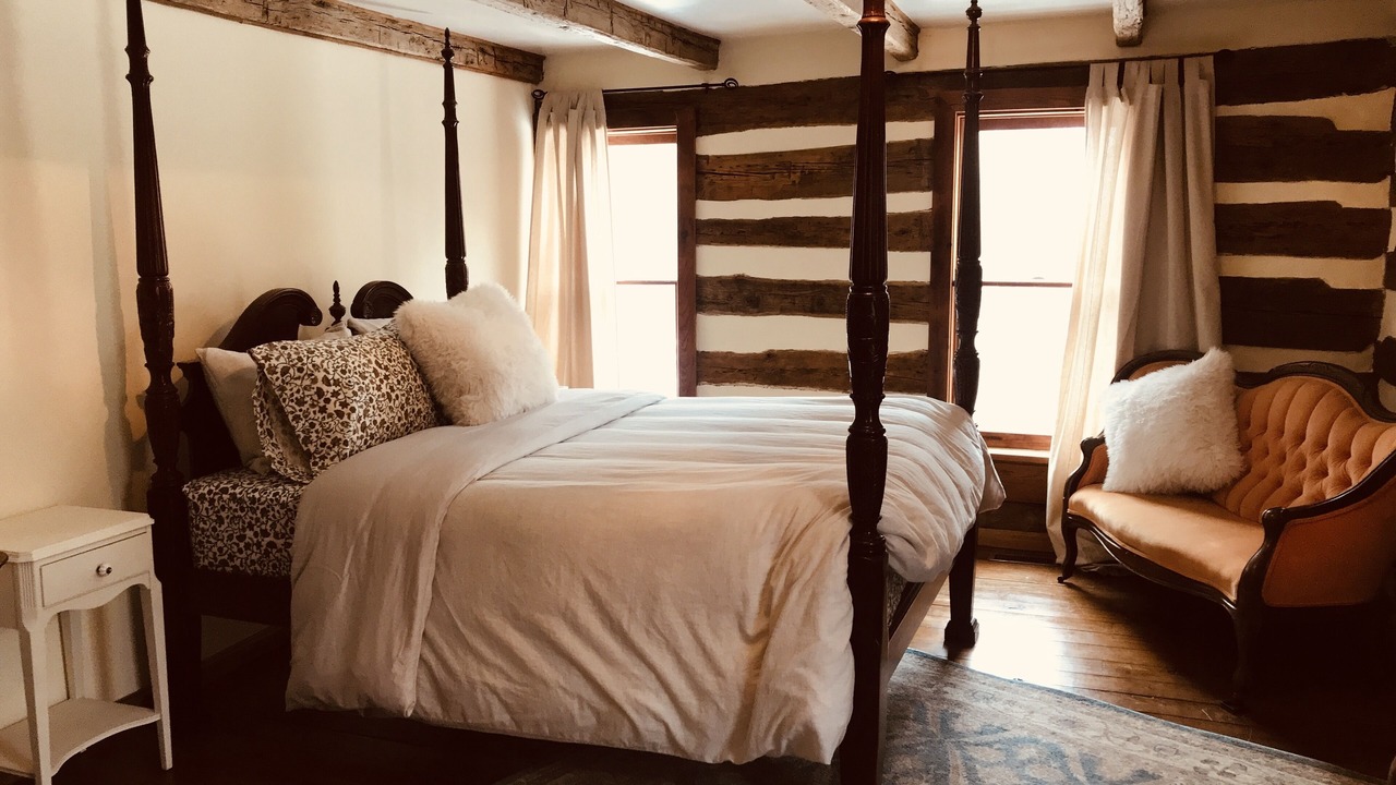Photo of Bedroom in Rocky Ridge