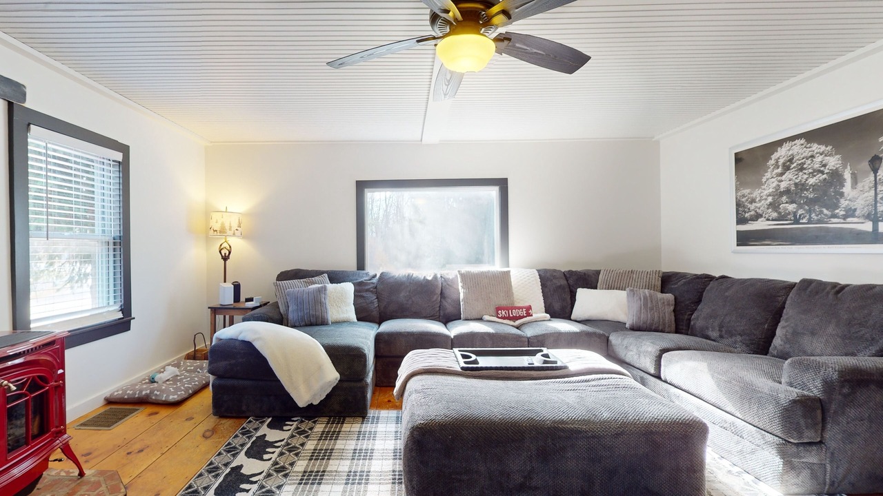 Photo of Livingroom in Mount Holly